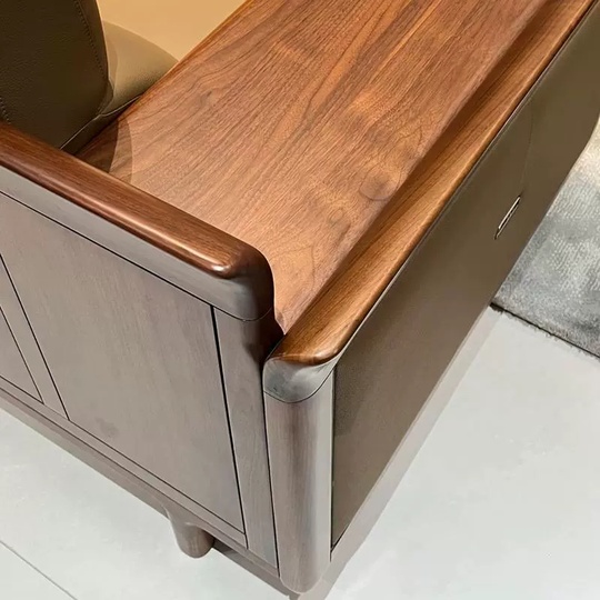 Прямой диван Turner темный орех, кожа, 230*91*90 см