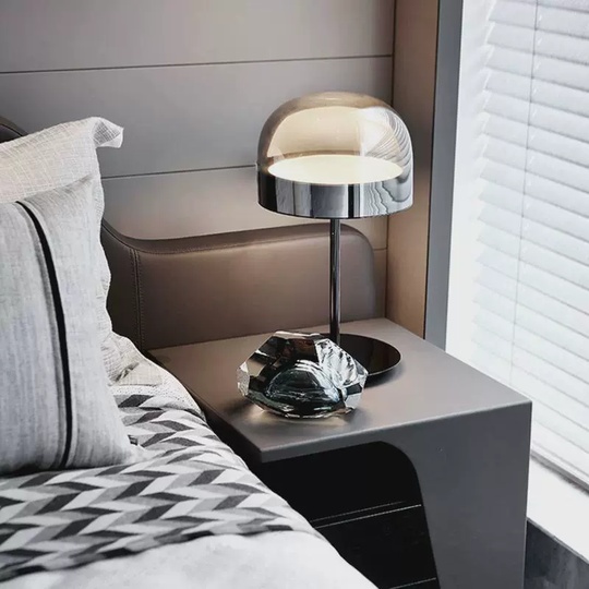 Настольная лампа JACK 24*42, жемчужно-черный, металл, стекло.