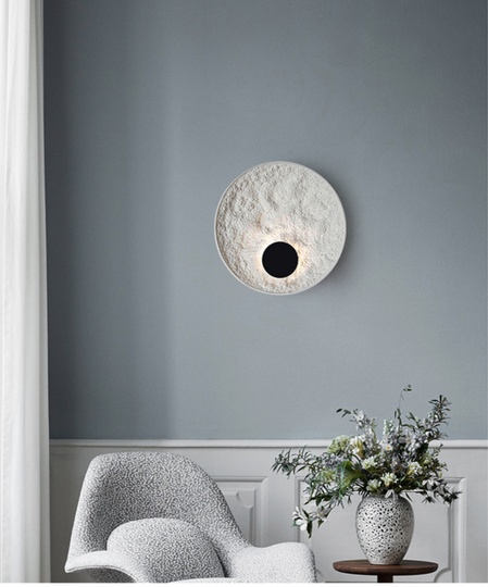 Дизайнерский светильник белый Fear, 50см, led, смола и металл, современный