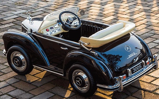 Детский Mercedes Benz