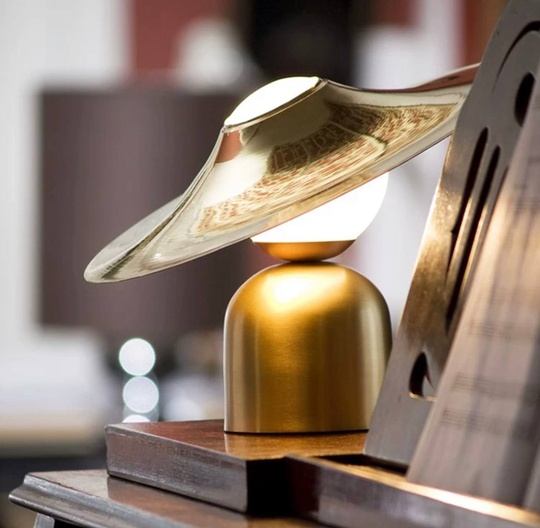 Настольная лампа MISS 38*45, желтая бронза, металл.