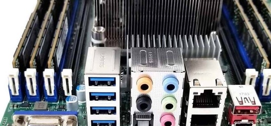 Серверная материнская плата SuperMicro X11DAI-N