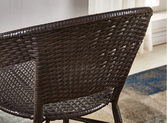 Стул из ротанга HALO