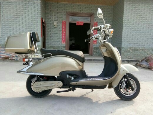 Электромотоцикл Vespa (Бежевый)