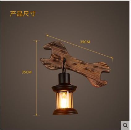 Люстра интернет-кафе коридор