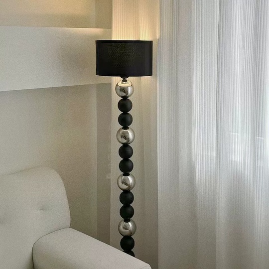 Торшер черный Eryvah, 35*35*170 см, LED, Е27, металл, 24 Вт