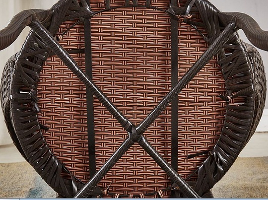 Стул из ротанга HALO