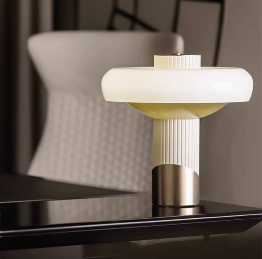 Настольная лампа STEEL 40*42, белый, металл, стекло