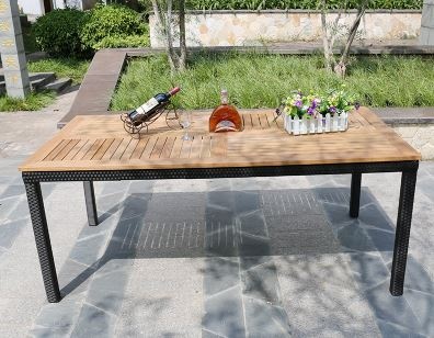 Стол из ротанга Trend