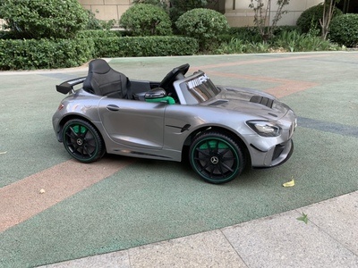 Электромобиль Mercedes Benz