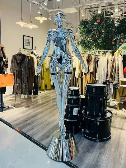 Торшер Cyberwomen хром 73*50*207 см, LED, кнопка, смола, стекловолокно, 8 Вт