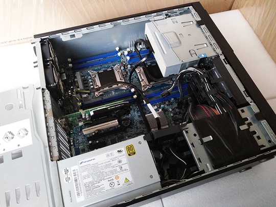 Сервер Lenovo ThinkStation C30