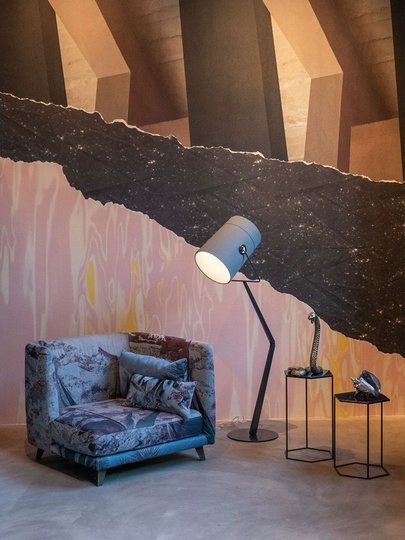 Торшер черно-серый Avelure, 40*40*185 см, LED, Е27, металл, 30 Вт