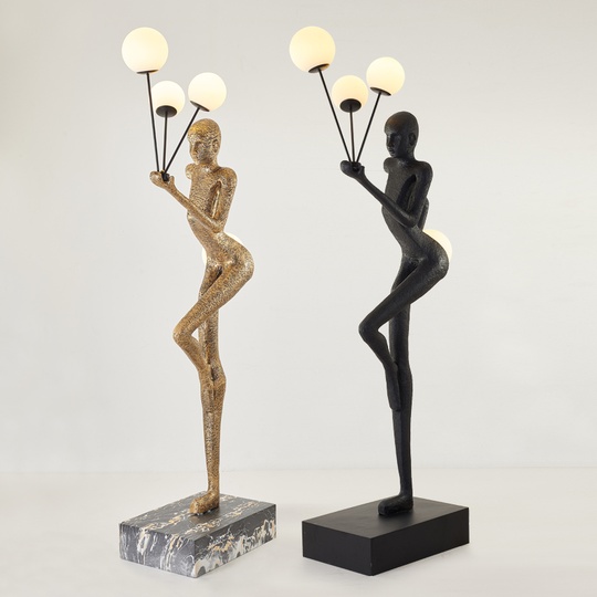 Напольный светильник золотой. Сила света - 215 см, E27, 15 Вт