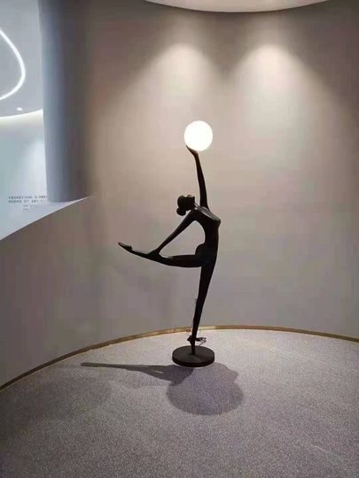 Торшер балерина. Напольный светильник MAI HE MAI Балерина - чёрный. 190 см, E27, 10 Вт