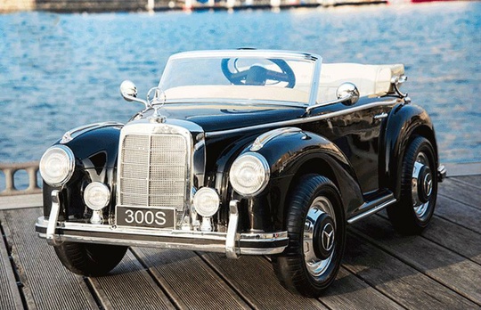 Детский Mercedes Benz