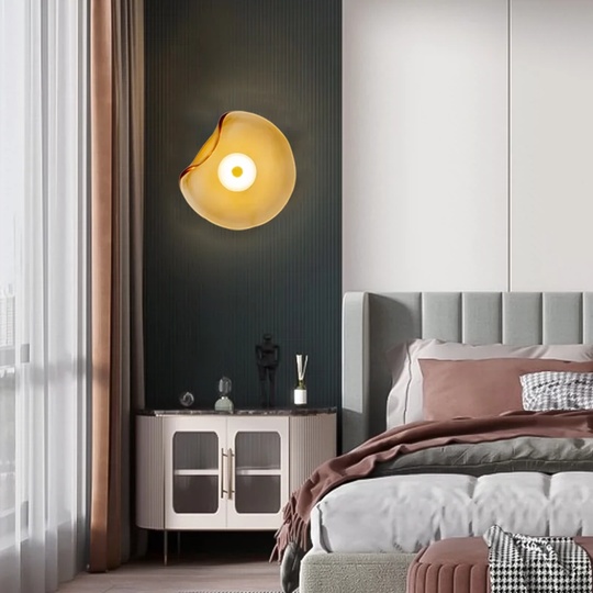 Настенный светильник, Бра, JEROME 25*25 янтарный, металл, стекло, LED.